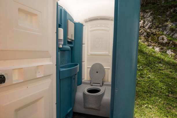 Best Portable toilet rental cost  in Enosburg Falls, VT